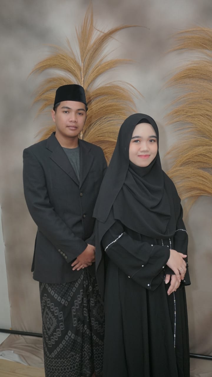 Foto kedua mempelai